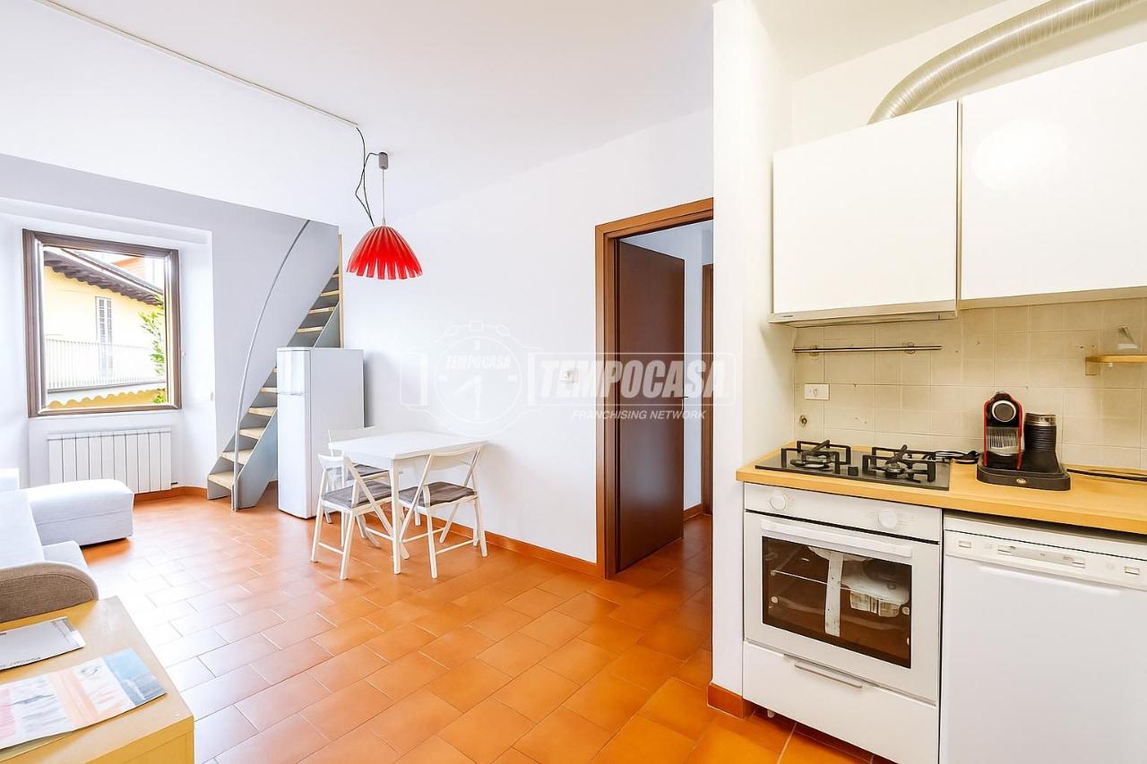 appartamento in vendita a Calco