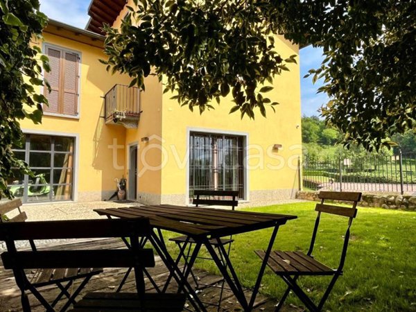 casa indipendente in vendita a Calco