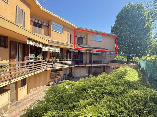 appartamento in vendita a Calco in zona Arlate