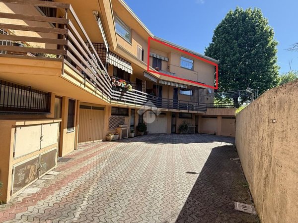 appartamento in vendita a Calco in zona Arlate