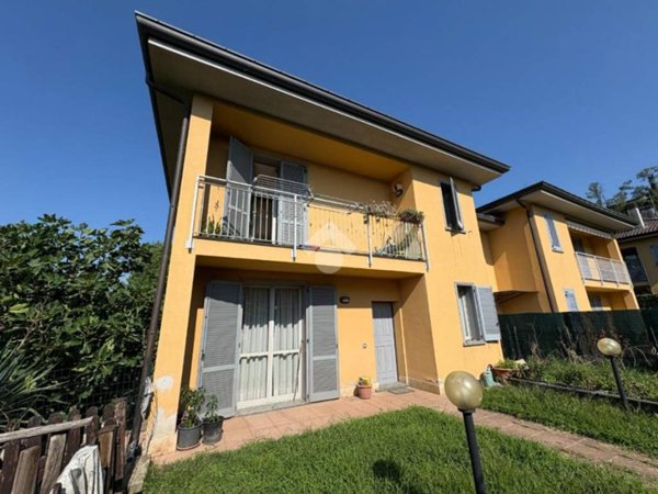 casa indipendente in vendita a Calco