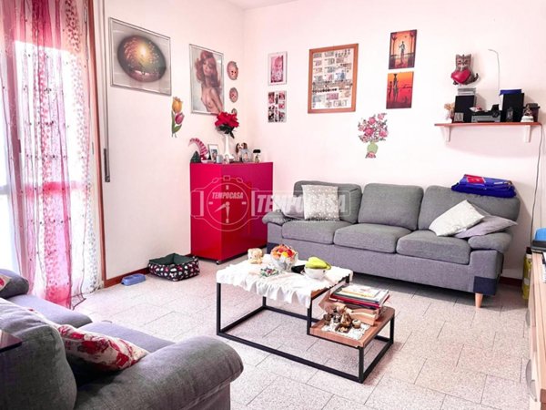 casa indipendente in vendita a Calco