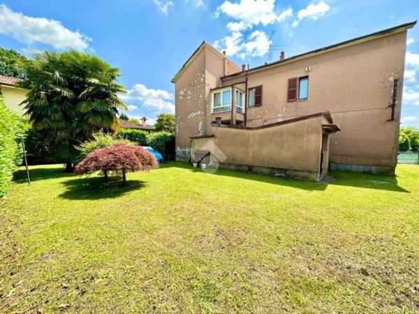 casa indipendente in vendita a Calco