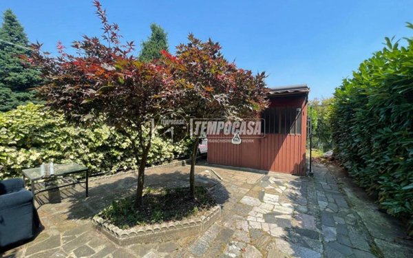 casa indipendente in vendita a Calco