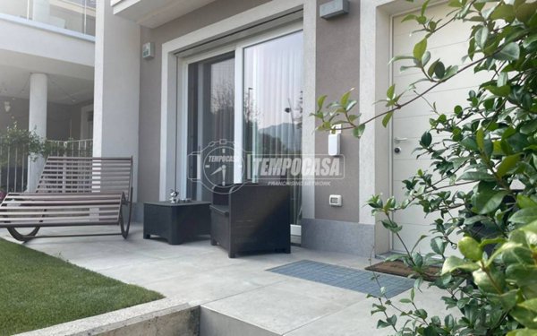 casa indipendente in vendita a Calco