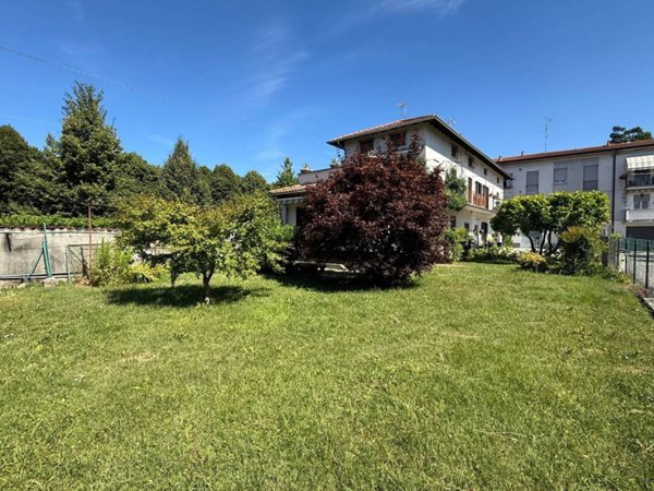 casa indipendente in vendita a Calco