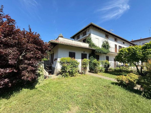 casa indipendente in vendita a Calco