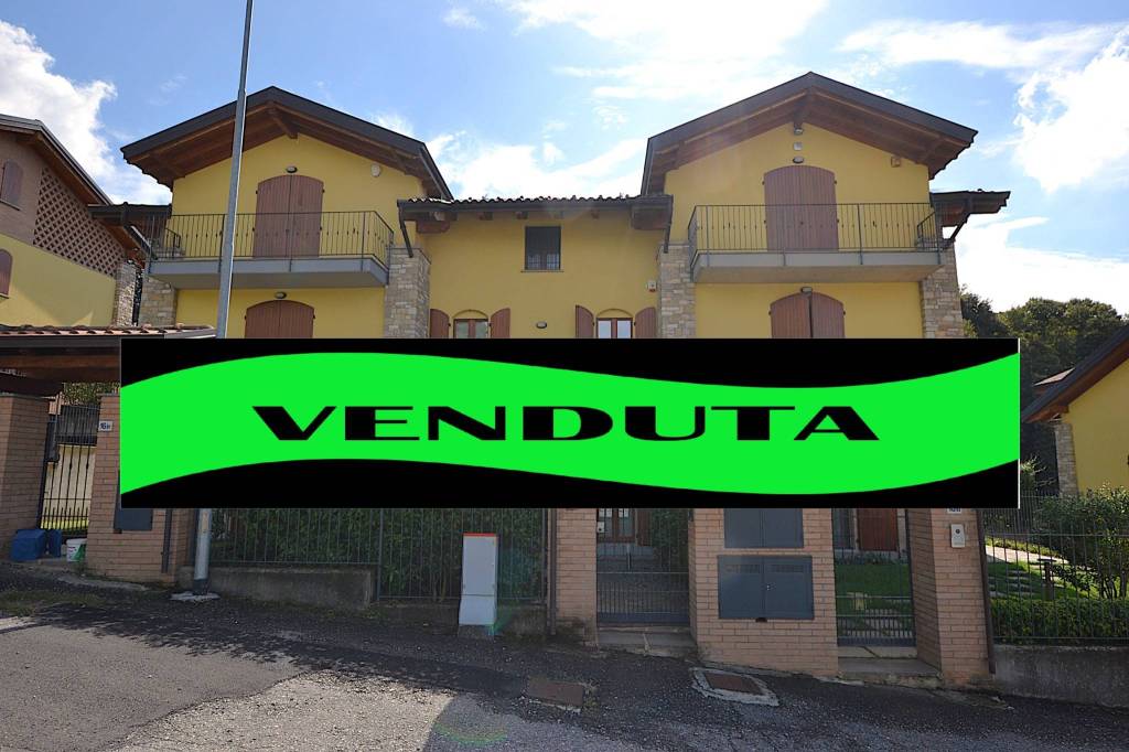 casa indipendente in vendita a Calco