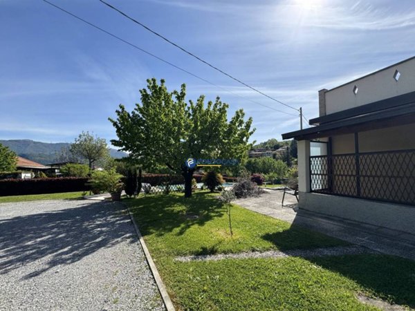 casa indipendente in vendita a Calco