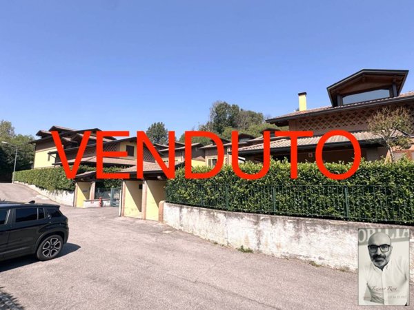 appartamento in vendita a Calco in zona Arlate