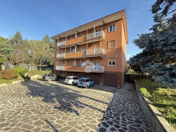 appartamento in vendita a Calco in zona Arlate