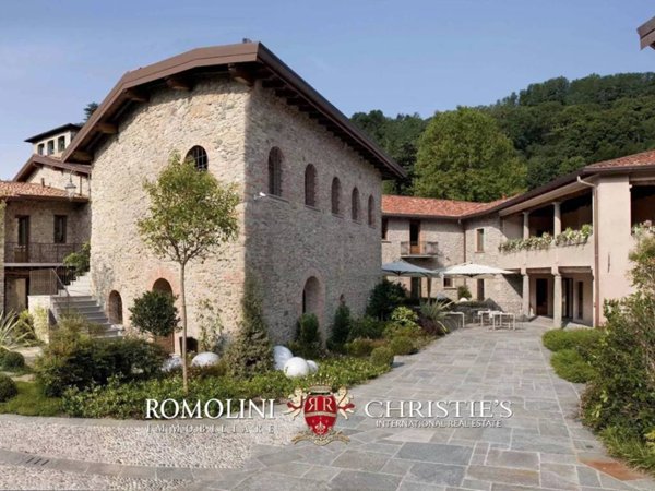 casa indipendente in vendita a Calco in zona Arlate