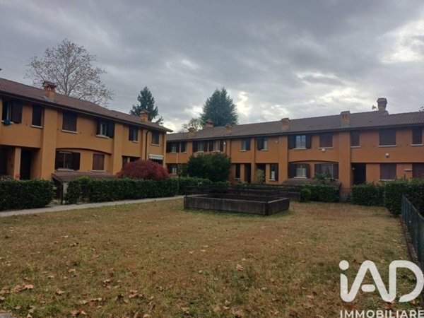 casa indipendente in vendita a Calco in zona Arlate