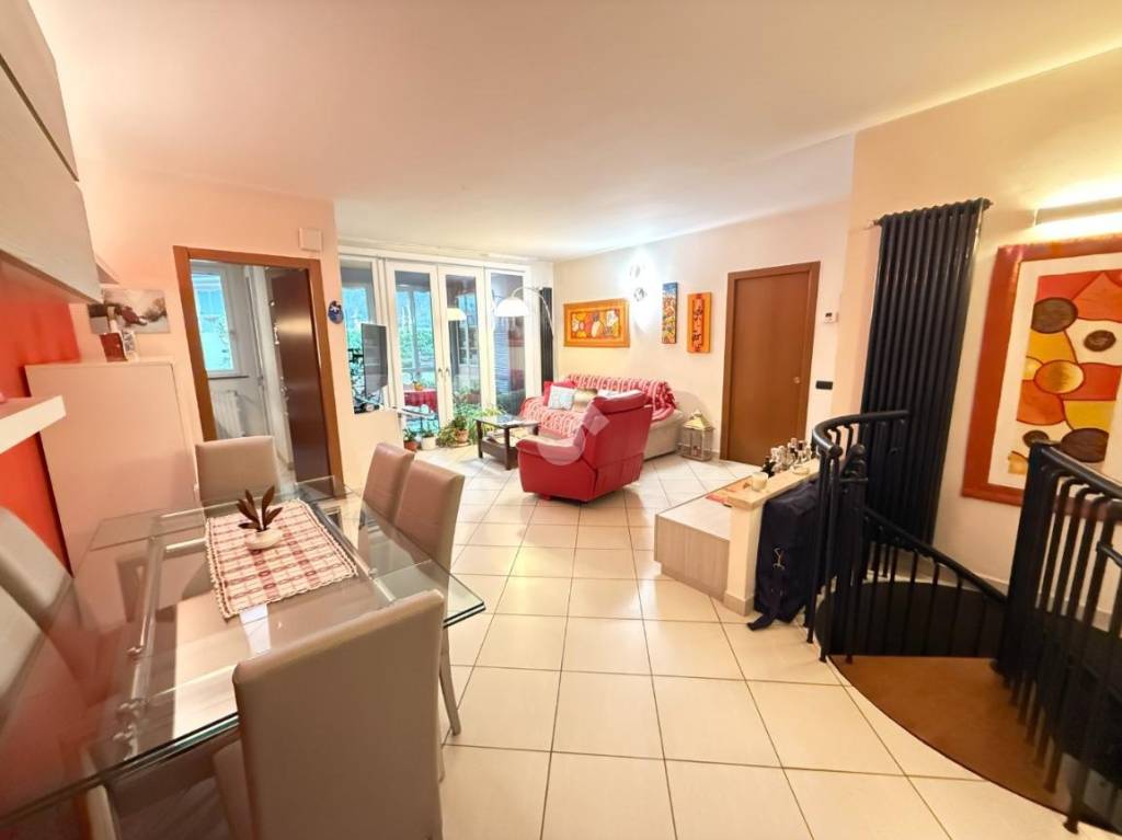 appartamento in vendita a Calco