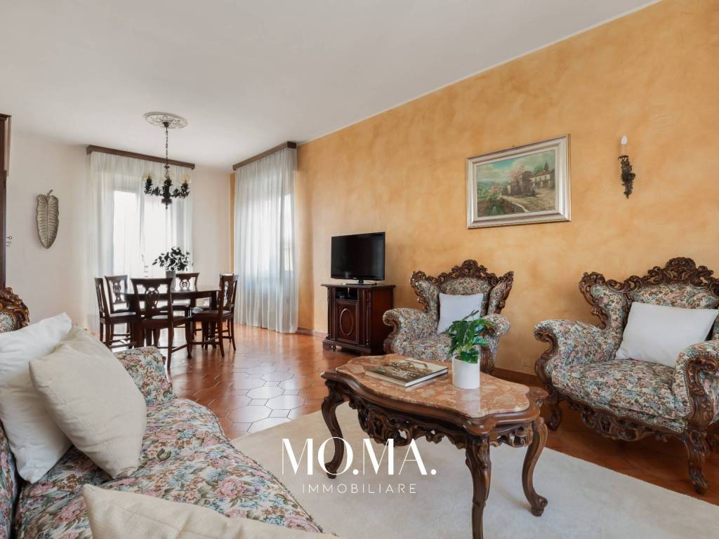 appartamento in vendita a Calco