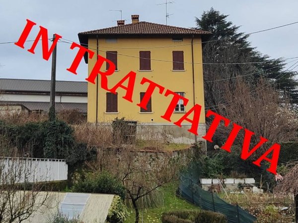appartamento in vendita a Calco