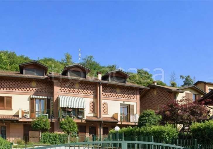 appartamento in vendita a Calco in zona Arlate