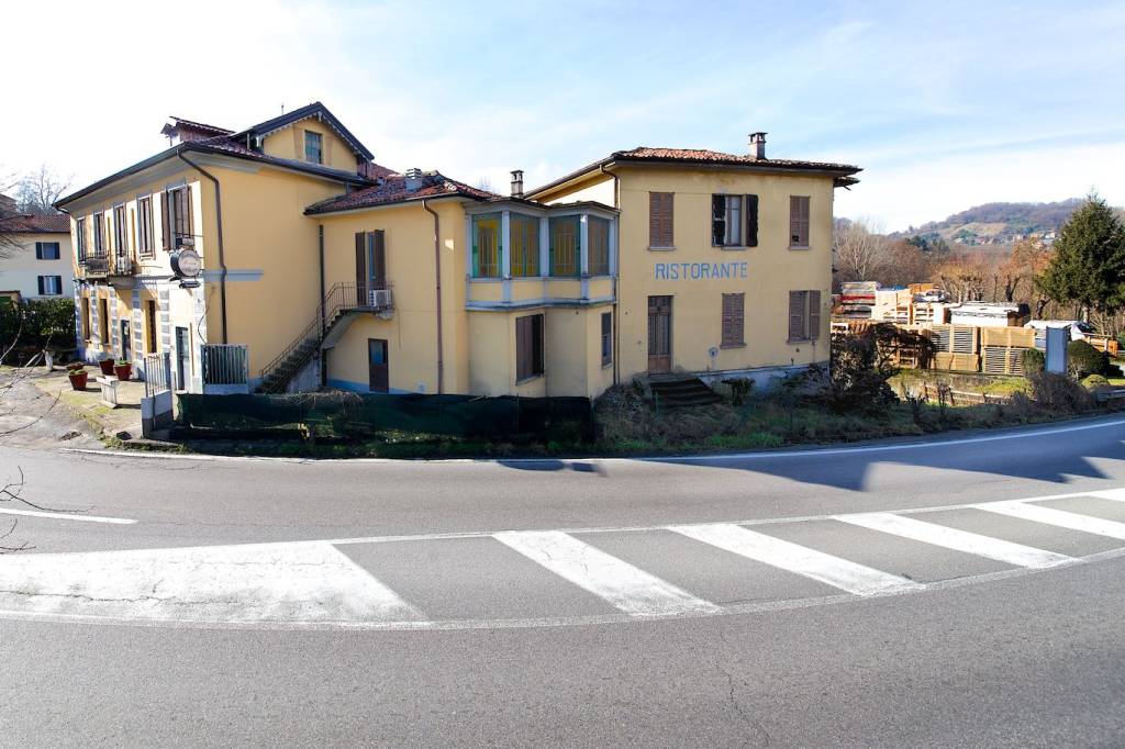 villa in vendita a Calco