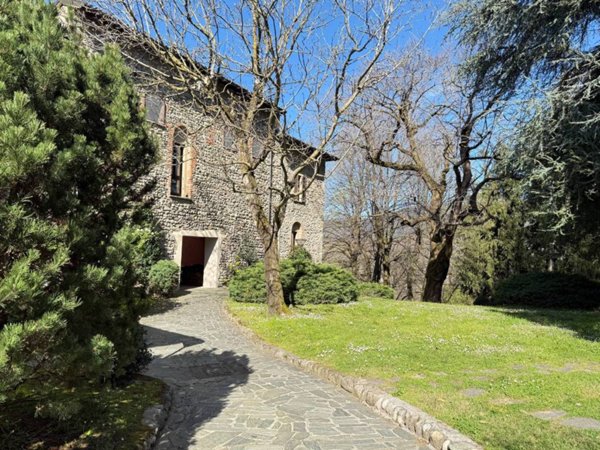 appartamento in vendita a Calco