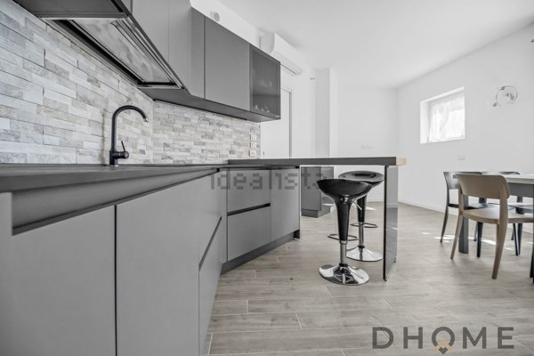 appartamento in vendita a Calco