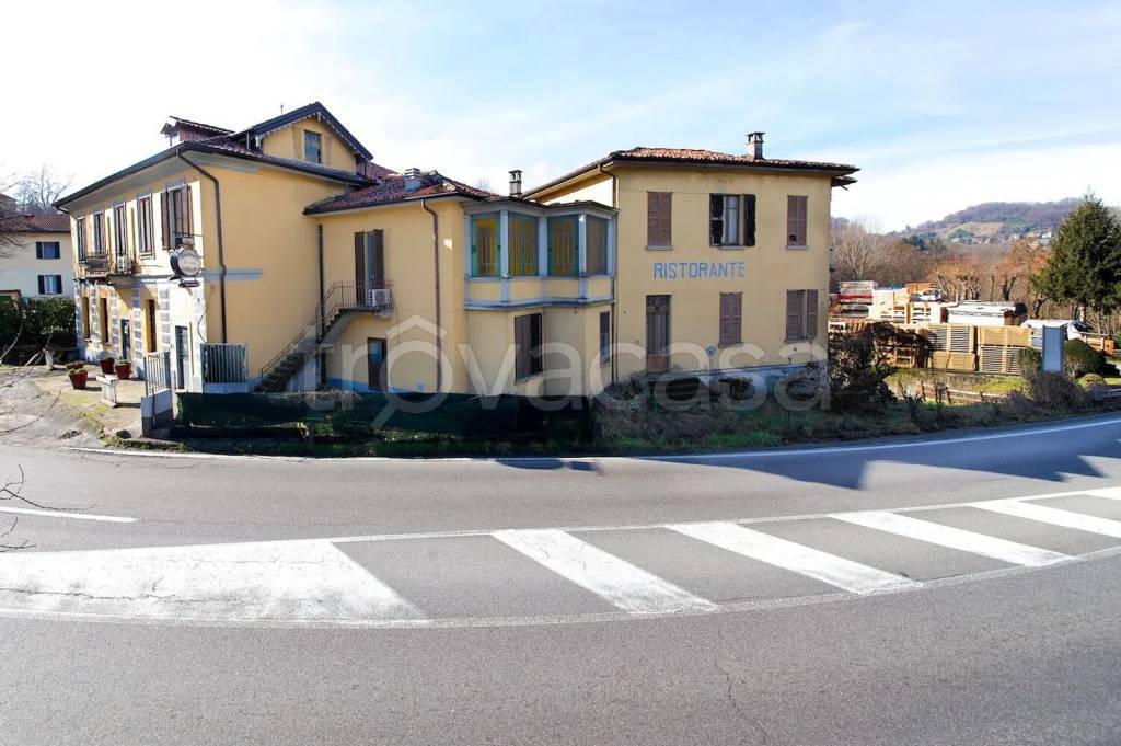 negozio in vendita a Calco