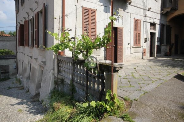 appartamento in vendita a Calco