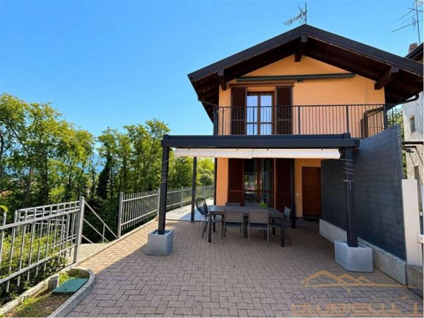 casa indipendente in vendita a Calco