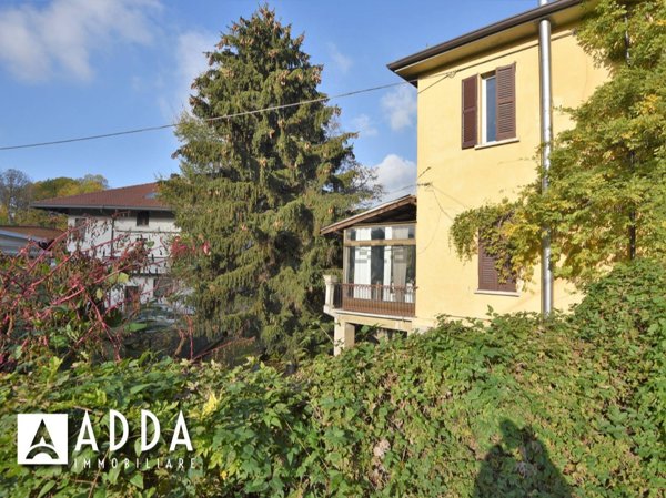 albergo in vendita a Calco