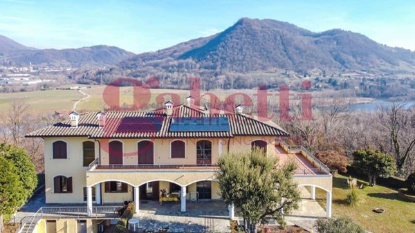 casa indipendente in vendita a Calco in zona Arlate