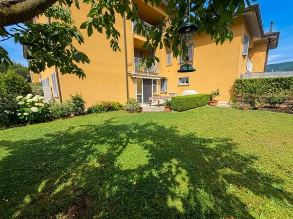 appartamento in vendita a Calco