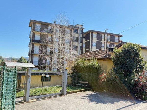 appartamento in vendita a Calco