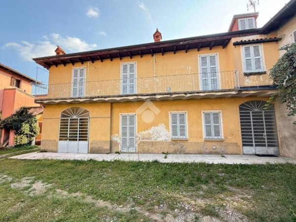 casa indipendente in vendita a Calco