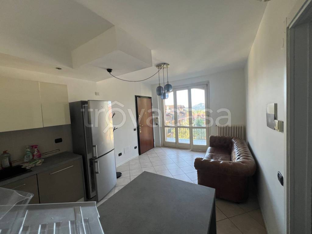 appartamento in vendita a Calco