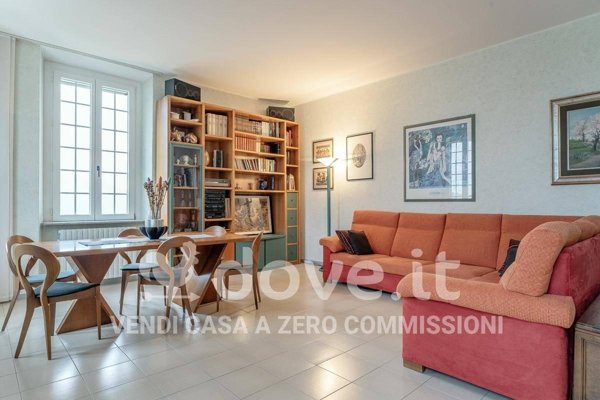 appartamento in vendita a Calolziocorte in zona Lorentino