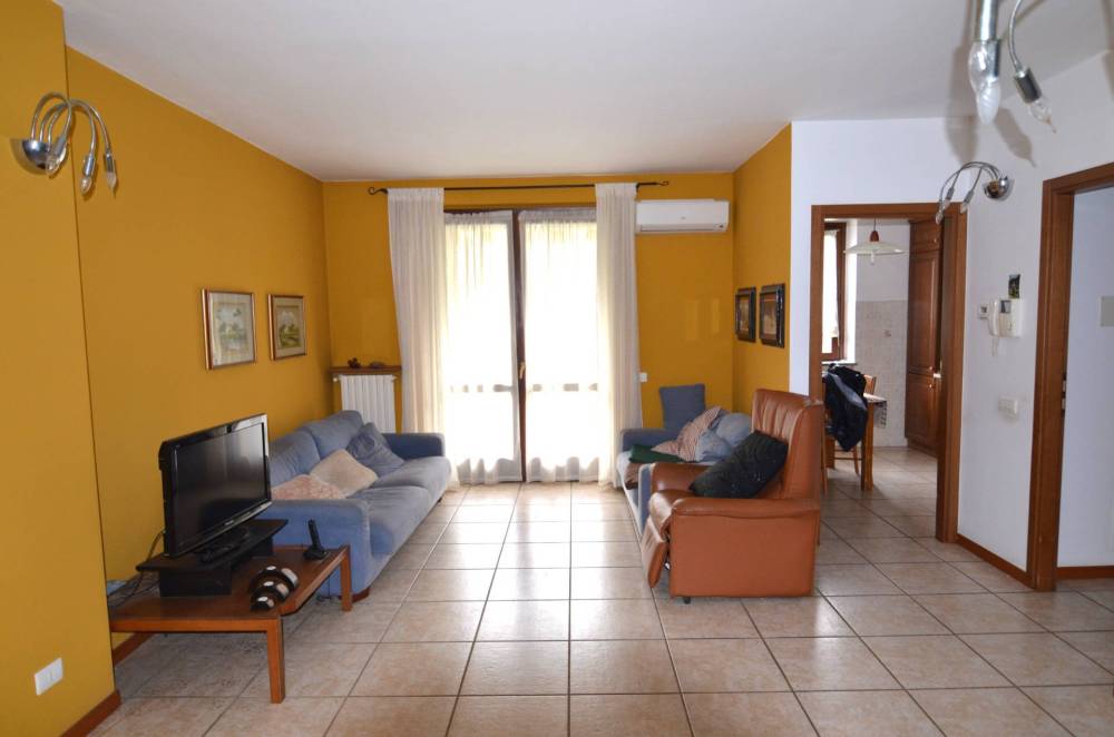 appartamento in vendita a Calolziocorte