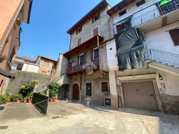 casa indipendente in vendita a Calolziocorte