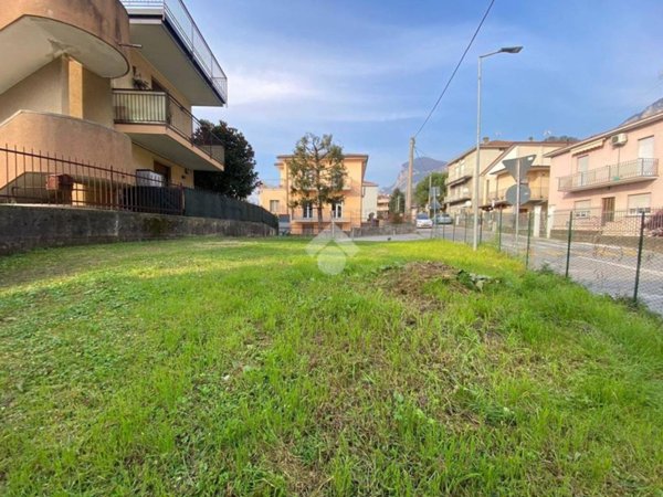 terreno edificabile in vendita a Calolziocorte