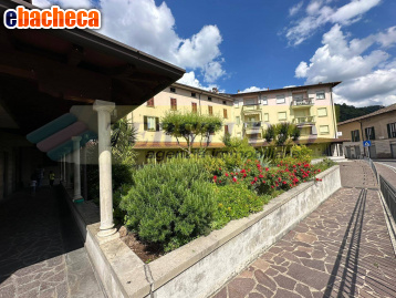 ufficio in vendita a Calolziocorte