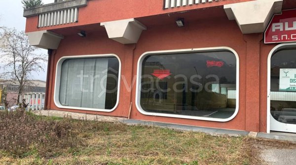 negozio in vendita a Calolziocorte