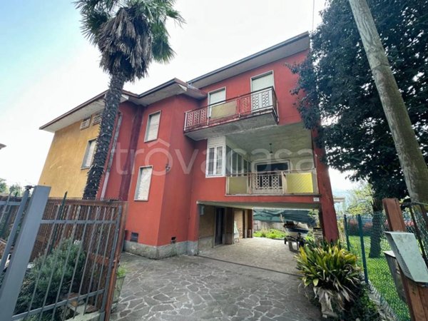 casa indipendente in vendita a Calolziocorte