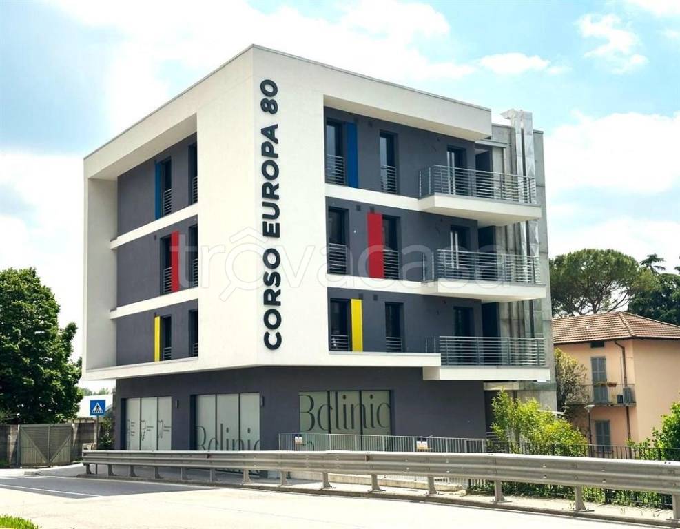 appartamento in vendita a Calolziocorte in zona Foppenico