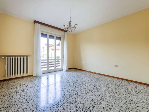 casa indipendente in vendita a Calolziocorte