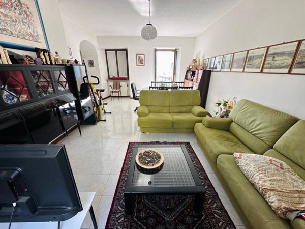 casa indipendente in vendita a Calolziocorte