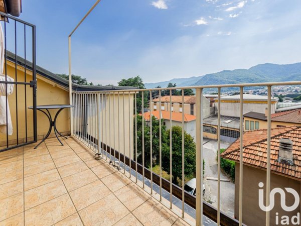 appartamento in vendita a Calolziocorte