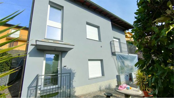 casa indipendente in vendita a Calolziocorte