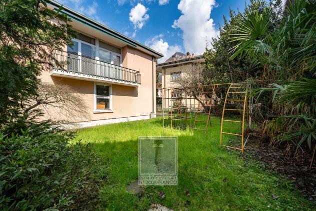 casa indipendente in vendita a Calolziocorte