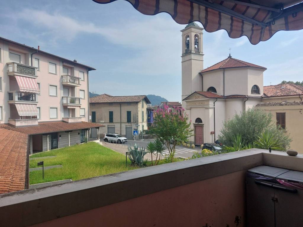 appartamento in vendita a Calolziocorte