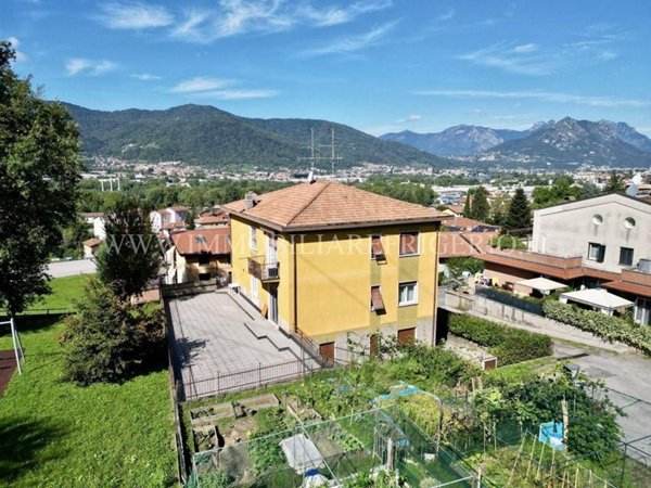 appartamento in vendita a Calolziocorte