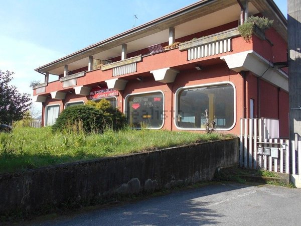 locale di sgombero in vendita a Calolziocorte