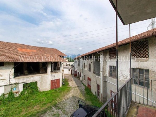 intera palazzina in vendita a Calolziocorte